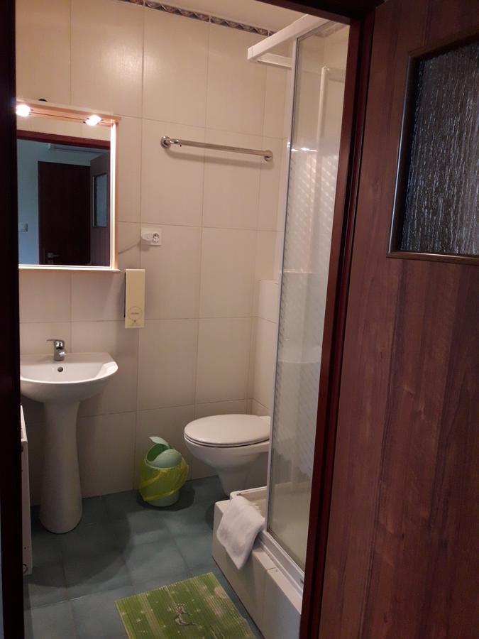Hotel Paola คุตโน ภายนอก รูปภาพ