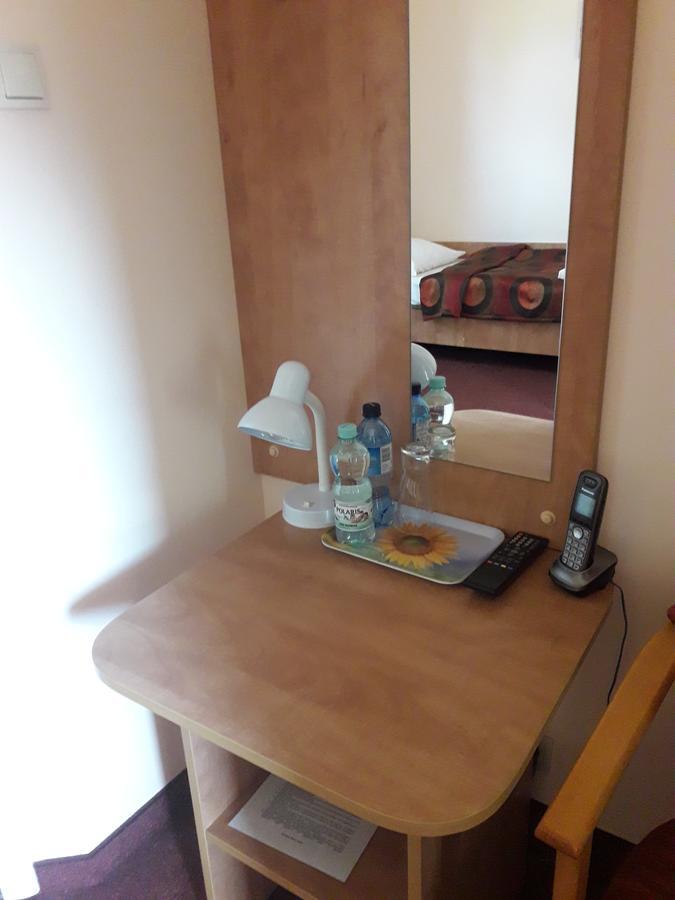 Hotel Paola คุตโน ภายนอก รูปภาพ